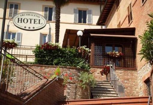 фото отеля Hotel Arcobaleno Siena