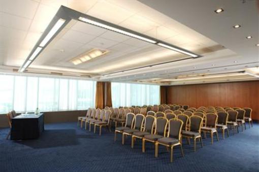 фото отеля Ramada Encore Geneva Hotel