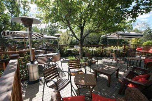 фото отеля Webers Inn Hotel Ann Arbor