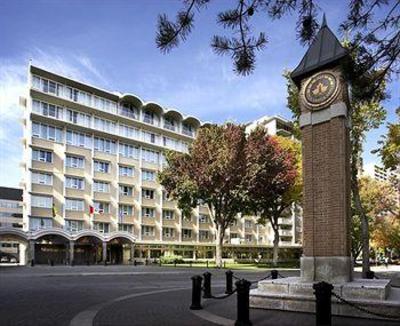 фото отеля Sheraton Cavalier Saskatoon Hotel