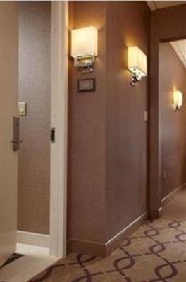 фото отеля Sheraton Cavalier Saskatoon Hotel