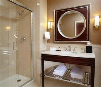 фото отеля Sheraton Cavalier Saskatoon Hotel