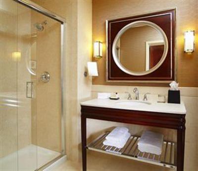 фото отеля Sheraton Cavalier Saskatoon Hotel