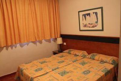 фото отеля Apartamentos Amadores Beach