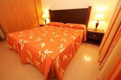 фото отеля Toboso Apartments Nerja