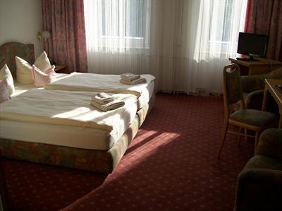 фото отеля Gold Hotel am Wismarplatz
