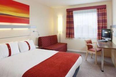 фото отеля Holiday Inn Express, Ramsgate - Minster