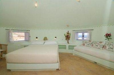 фото отеля Windmill Villas Imerovigli