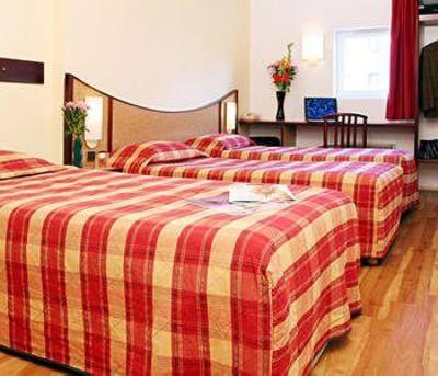 фото отеля Hotel Sovereign Saint-Ouen