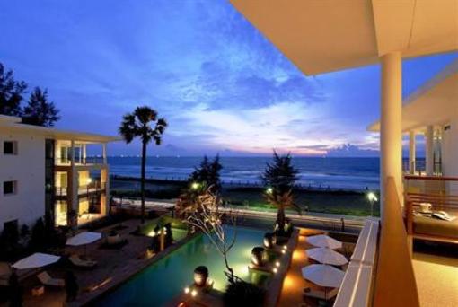 фото отеля Movenpick Resort & Spa Karon Beach Phuket