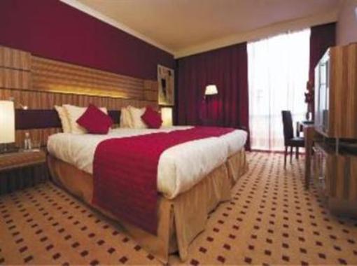 фото отеля Radisson Blu Hotel London Stansted Airport