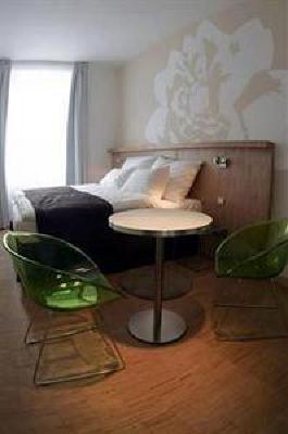 фото отеля Dahlia Inn Hotel Prague