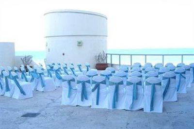 фото отеля Doubletree Ocean Point Resort Sunny Isles Beach