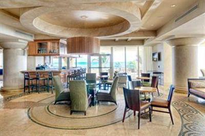 фото отеля Doubletree Ocean Point Resort Sunny Isles Beach