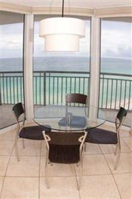 фото отеля Doubletree Ocean Point Resort Sunny Isles Beach