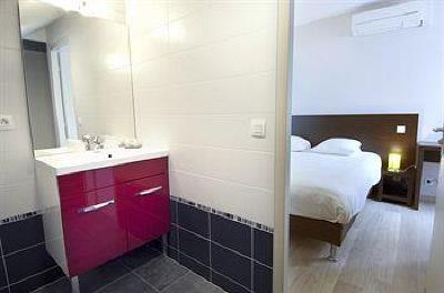 фото отеля Royal Hotel Grenoble