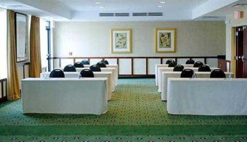 фото отеля Courtyard by Marriott Harrisburg Hershey