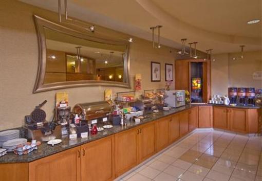 фото отеля SpringHill Suites Terre Haute