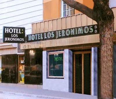 фото отеля Hotel Los Jeronimos