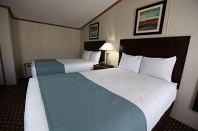 фото отеля Instalodge Hotel & Suites