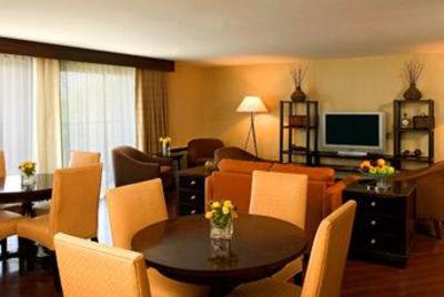 фото отеля Sheraton Milwaukee Brookfield Hotel