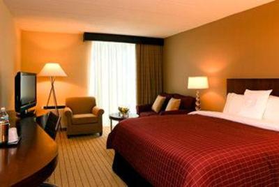 фото отеля Sheraton Milwaukee Brookfield Hotel
