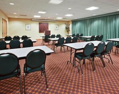 фото отеля Holiday Inn Express Madera