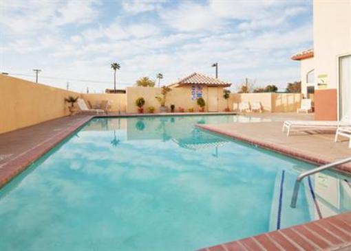 фото отеля Holiday Inn Express Madera