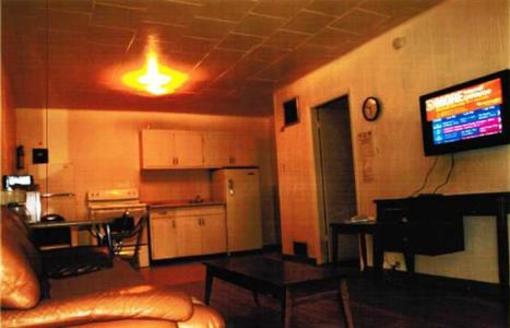 фото отеля Shannon Motel Fort Nelson