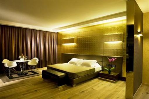 фото отеля Viola Mhotel