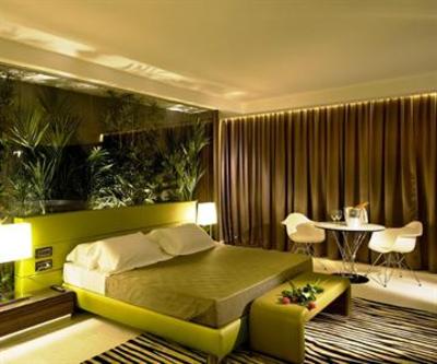 фото отеля Viola Mhotel