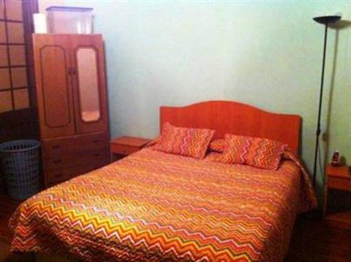 фото отеля Hostal Tricontinental