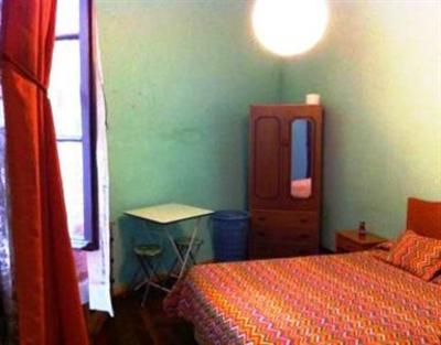 фото отеля Hostal Tricontinental