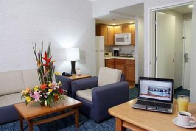 фото отеля DoubleTree Suites by Hilton Saltillo