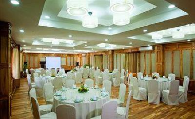 фото отеля Long Beach Resort Phu Quoc