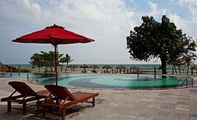 фото отеля Long Beach Resort Phu Quoc