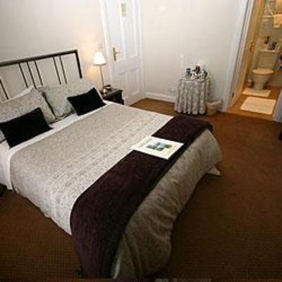 фото отеля Number 10 Guest House