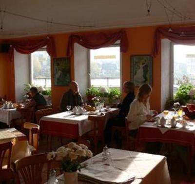 фото отеля Panorama Cafe Moselgarten Hotel Alf