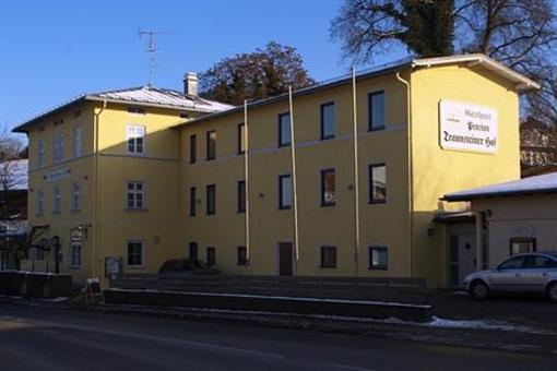 фото отеля Traunsteiner Hof Gasthof und Hotel