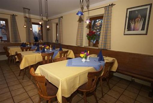 фото отеля Traunsteiner Hof Gasthof und Hotel