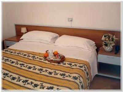 фото отеля Hotel Solcalante Procida
