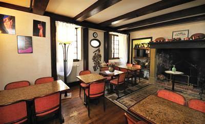 фото отеля Hotel Le Saint-Robert (France)