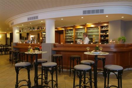 фото отеля Aparthotel Castelnou