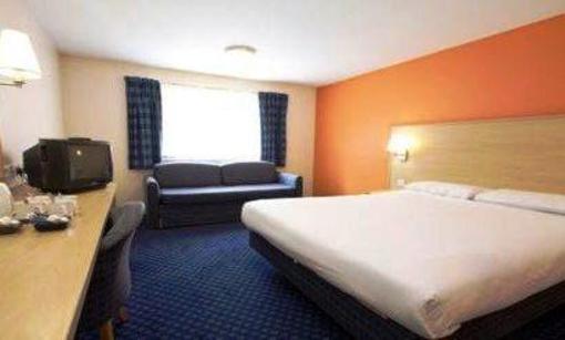 фото отеля Travelodge Middlewich