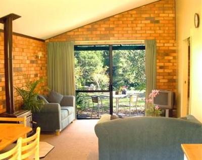 фото отеля The Falls Forest Retreat