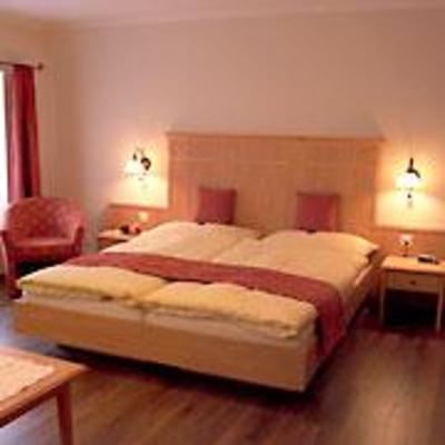фото отеля Hotel Kreuz Holderbank