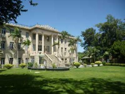 фото отеля Meihua Heath and Holiday Resort Hotel