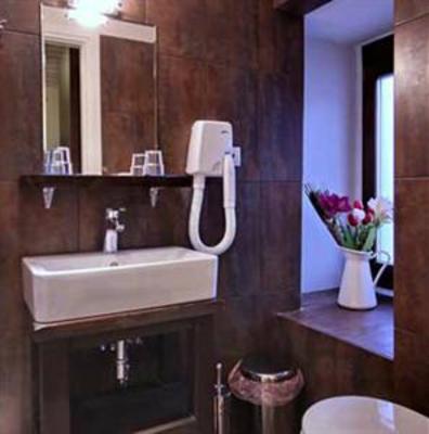 фото отеля Tsarbou Guesthouse