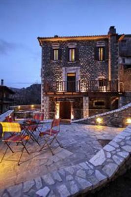 фото отеля Tsarbou Guesthouse