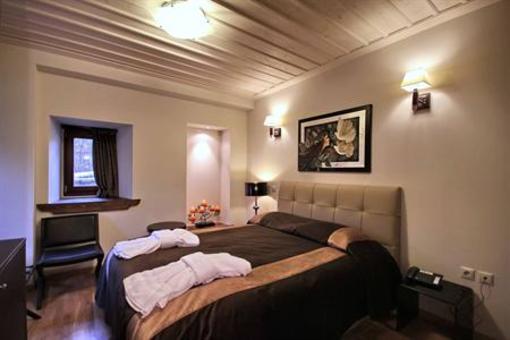 фото отеля Tsarbou Guesthouse